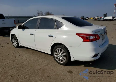 2016 Nissan Sentra S z USA, uszkodzony, nr VIN 3N1AB7AP3GY242822